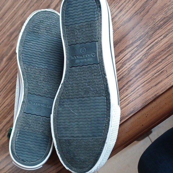 Airwalk Iridescent Non-Marking Sneakers Size 7.5 - Picture 6 of 7